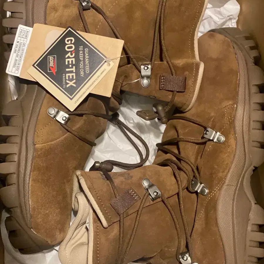 ASICS 아식스 (250) Asics x Nonnative Gel-Yeti Tokyo Hi #1203A583