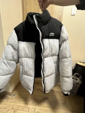 OUTDOOR 다운 자켓 블랙/실버
