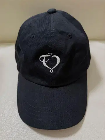 thevirgins 하트 로고 캡 블랙