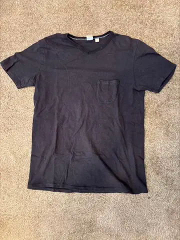 BARNS OUTFITTERS 포켓 티셔츠 블랙 컬러