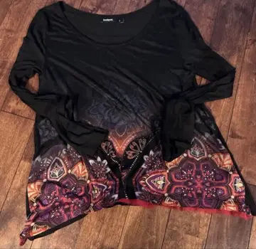 Desigual 데시구알 티셔츠