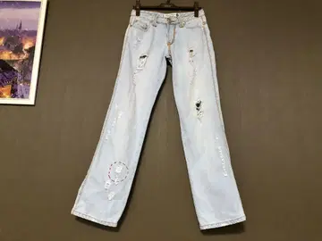 라이트 블루 스트레이트 데님