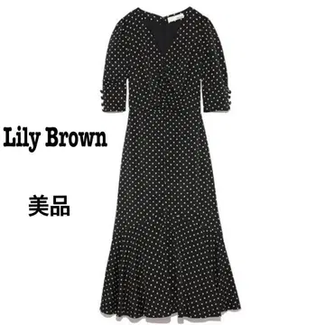 새상품급 Lily Brown 도트 원피스 블랙 검정 롱 원피스