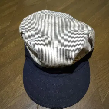 스트라이프 네이비 워크 캡