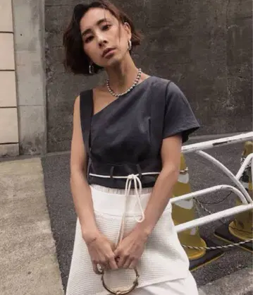 AMERI MEDI ENROULER ROPE TOP 그레이