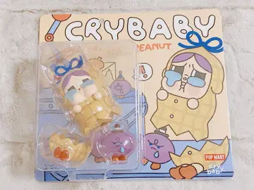 popmart CRYBABY THE CRACKED PEANUT 블리스터