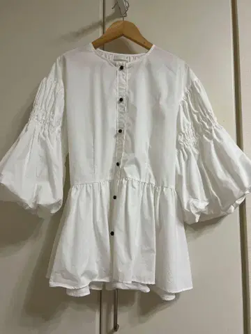 sono 블라우스