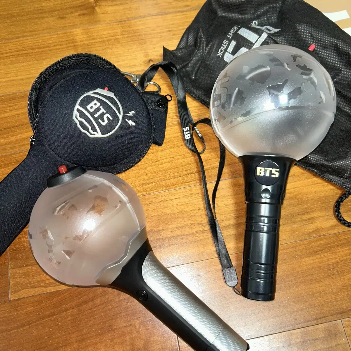 Bangtan Ami lightstick 1 2 ver pow pouch battery