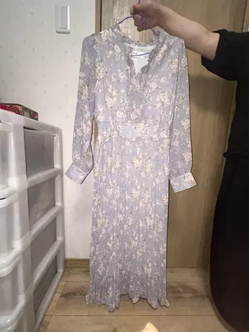 그레이 꽃무늬 긴팔 셔츠 원피스