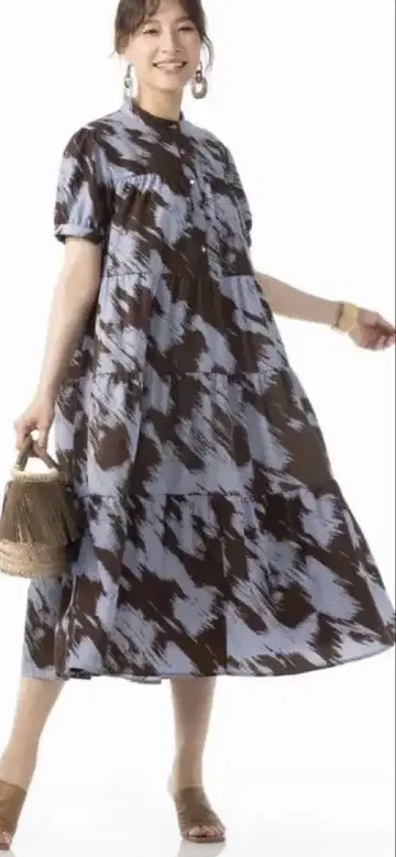 Remite 브라운 스카이블루 패턴 반팔 티어드 롱 원피스 L 사이즈