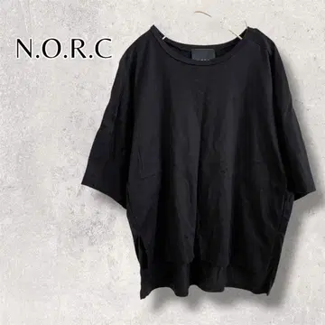 N.O.R.C 노크 상의 티셔츠 슬릿 블랙