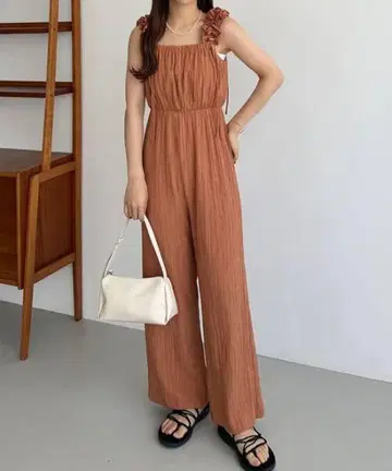 callautia 개더 숄더 올인원