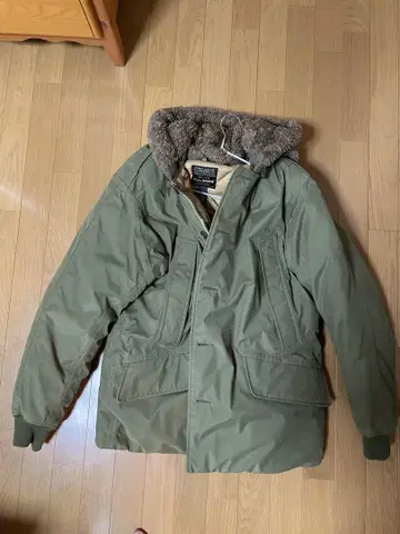 Eddie Bauer 다운 자켓 L-44
