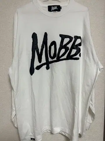 MOBB 로고 화이트 티셔츠 롱 T