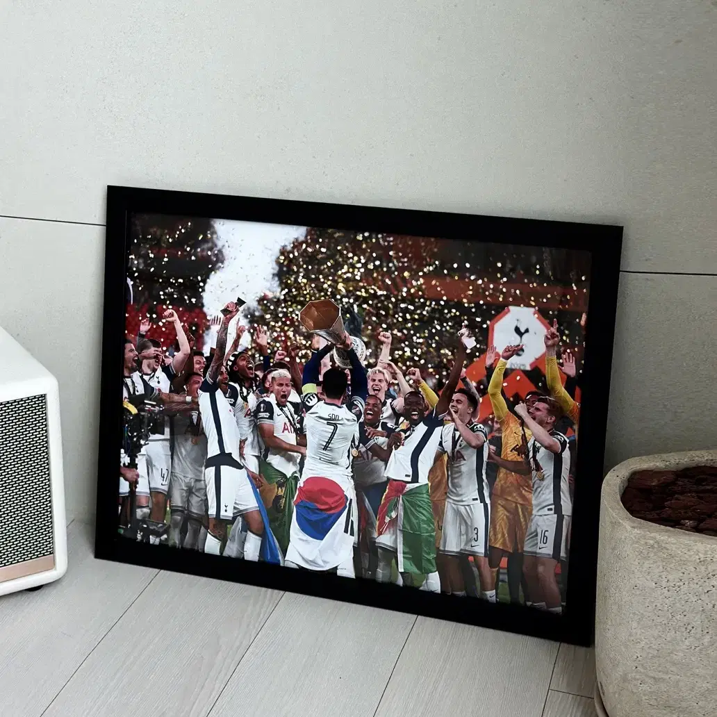 축구선구 손흥민 유로파 우승 포스터 액자 a3사이즈
