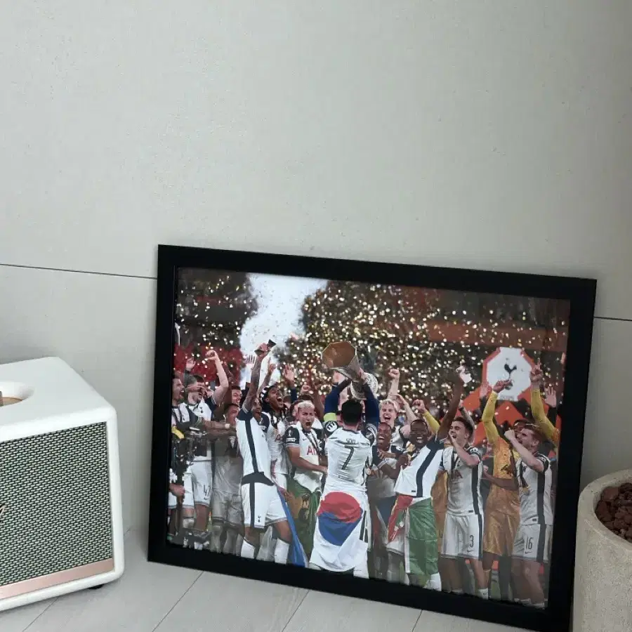 축구선구 손흥민 유로파 우승 포스터 액자 a3사이즈
