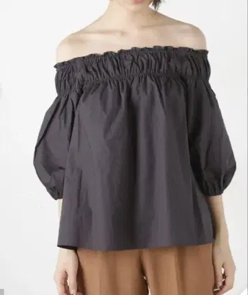 MOUSSY 오프숄더 퍼프 슬리브 상의