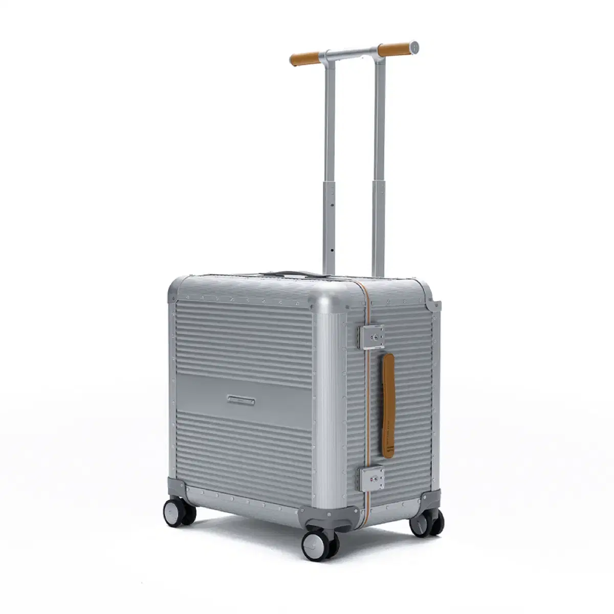 [Consignment] Rawrow Aluminum Carrier (24 inch/Silver)