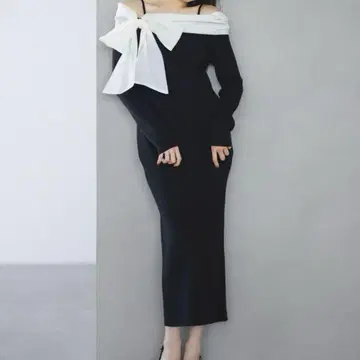 dazzlin 볼륨 아지메 리본 니트 원피스 S 사이즈