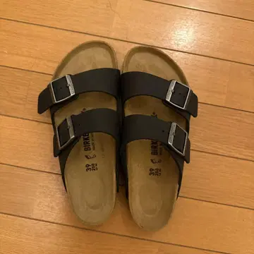 가격 인하! 버켄스탁 블랙 샌들 애리조나 레귤러 폭