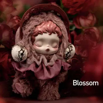 POP MART Skullpanda 스컬 팬더 봉제 인형 blossom