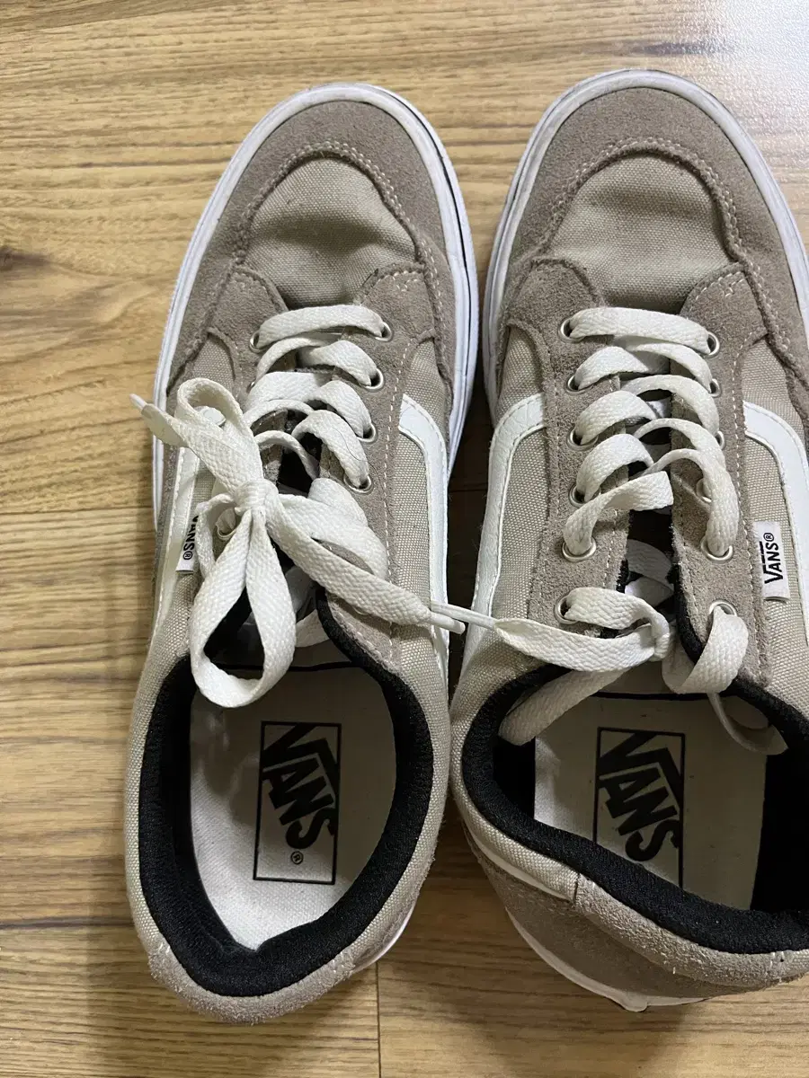 Vans Falcken (v3830sc) 260