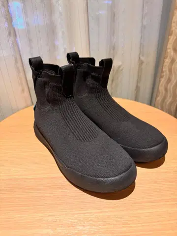 vessi 블랙 슬립온 부츠