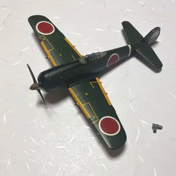 모형 나카지마 Ki-84 4식 전투기 '시푸'
