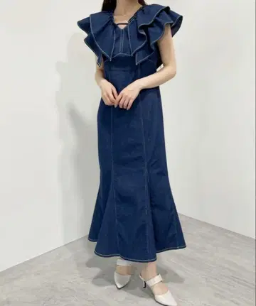 릴리안 캐럿 프릴 데님 롱 원피스
