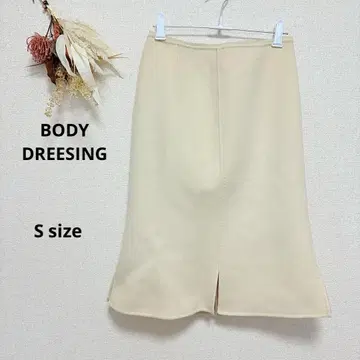 바디 드레싱 스커트 무릎 기장 슬릿 모 캐시미어 아이보리 34