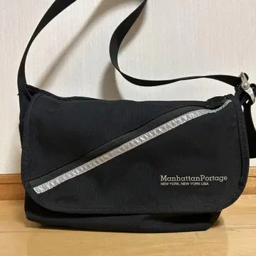 Manhattan Portage 블랙 메신저 백 리플렉터