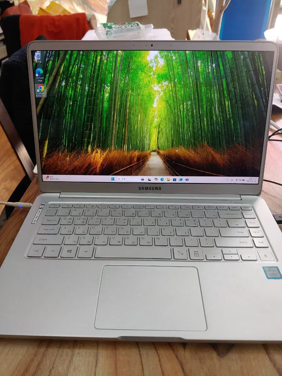 삼성노트북 (nt901x5t)i7. 8세대