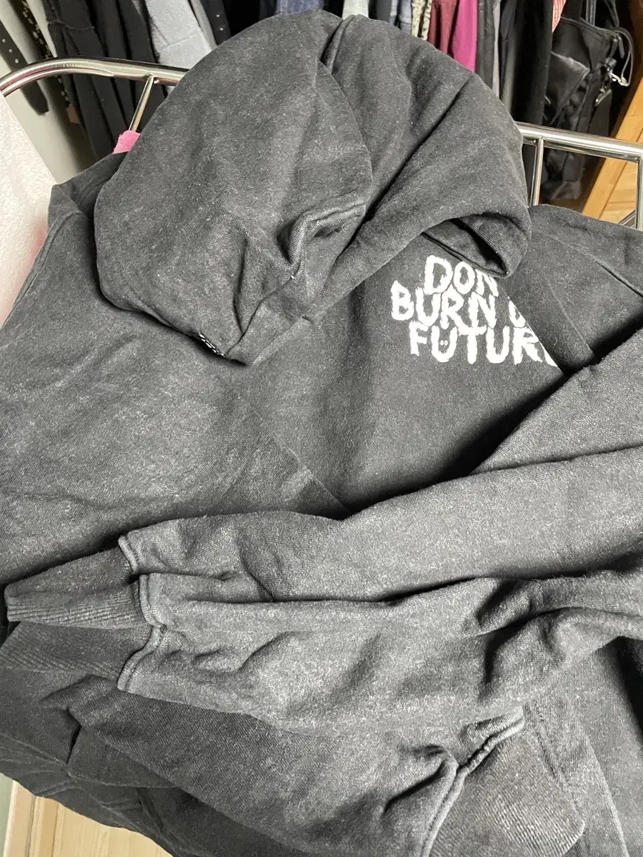 Ajobyajo Hoodie T-shirt