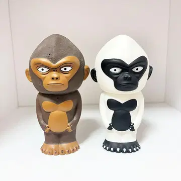더 크로마니온즈 요시오뱅크 예티뱅크 새상품급 저금통 2개 세트