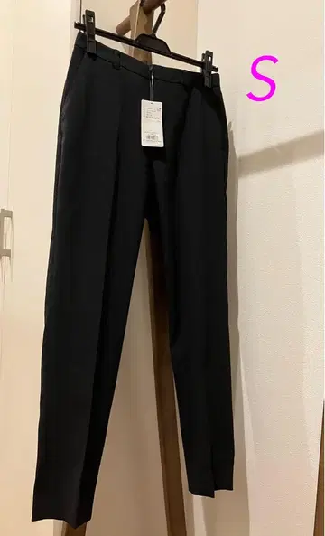 언타이틀 [깔끔한 느낌/뒷면 허리 밴딩] 스트레치 테이퍼드 팬츠