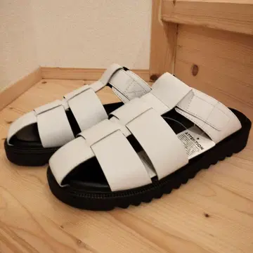 지유 가죽 구르카 샌들 28cm