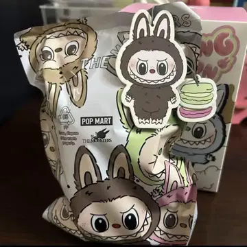 팝 마트 러브부 마카롱 시크릿 코코아 Labubu Cocoa