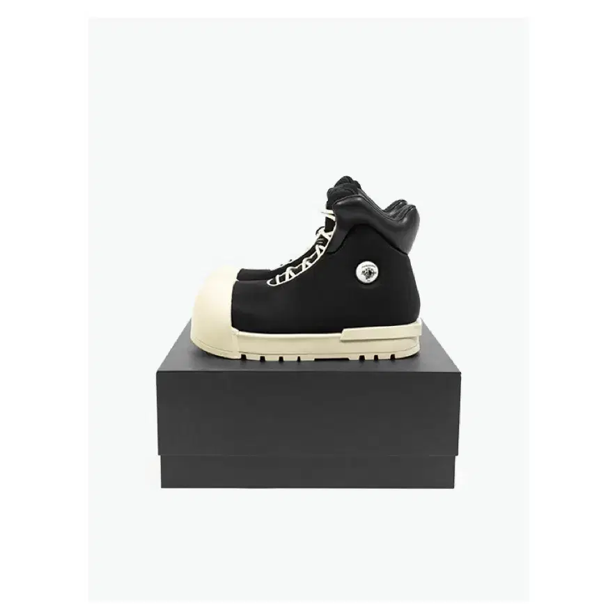 FVVO R/F Rockstar THICK SOLED HIGH TOP BOOT on Bunjang Global Site.