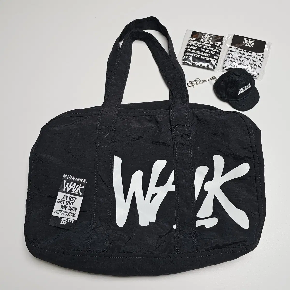 jp.ktown4u.com : NCT 127 - [WALK : ON THE BEAT] BALL CAP KEY