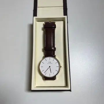 Daniel Wellington 아날로그 시계 가죽 벨트
