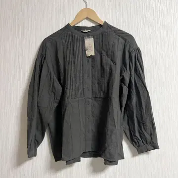사만사 모스모스 택 포함 미사용 몰 스트라이프 핀턱 셔츠 차콜