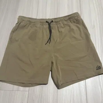 REEF 베이지 숏 팬츠 M