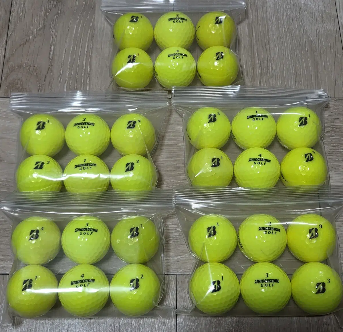 Bridgestone Grade A Glossy Color Used Golf Balls, 6 Balls, 5 Sets, 30 Balls