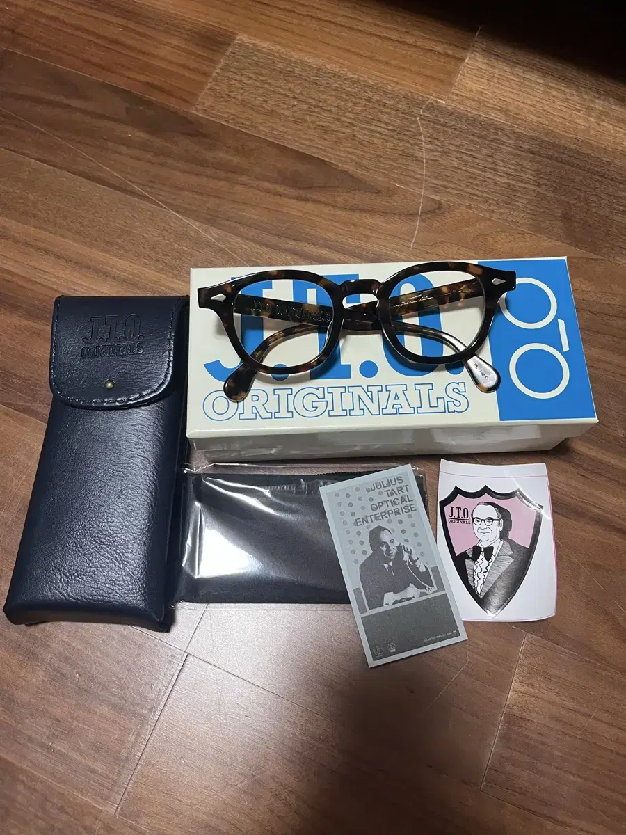 jto ar Tortoise 46-24 Julius Tart Optical