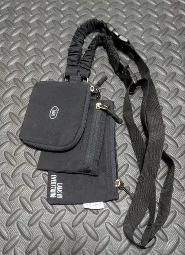 SOGATA/OUTDOOR STANDDLE BAG 정가 4,980엔