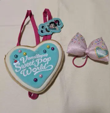 Vanellope's Sweet Pop World 파우치와 스트랩 세트