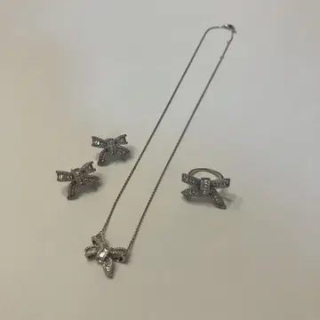 리본 모티브 액세서리 3개 세트