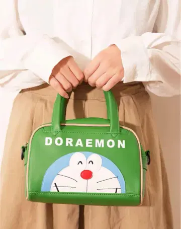 도라에몽 미니 보스턴 숄더백