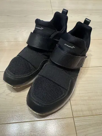 푸마 STAMPD 콜라보 스니커즈