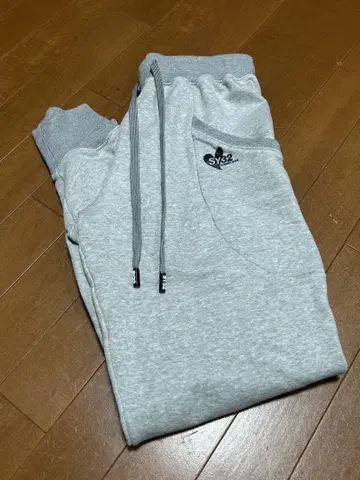 SY32 그레이 조거 팬츠